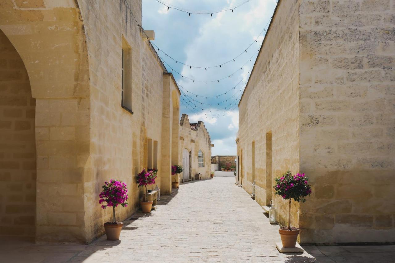 Masseria Paralupi Bed & Breakfast Lecce Exterior photo